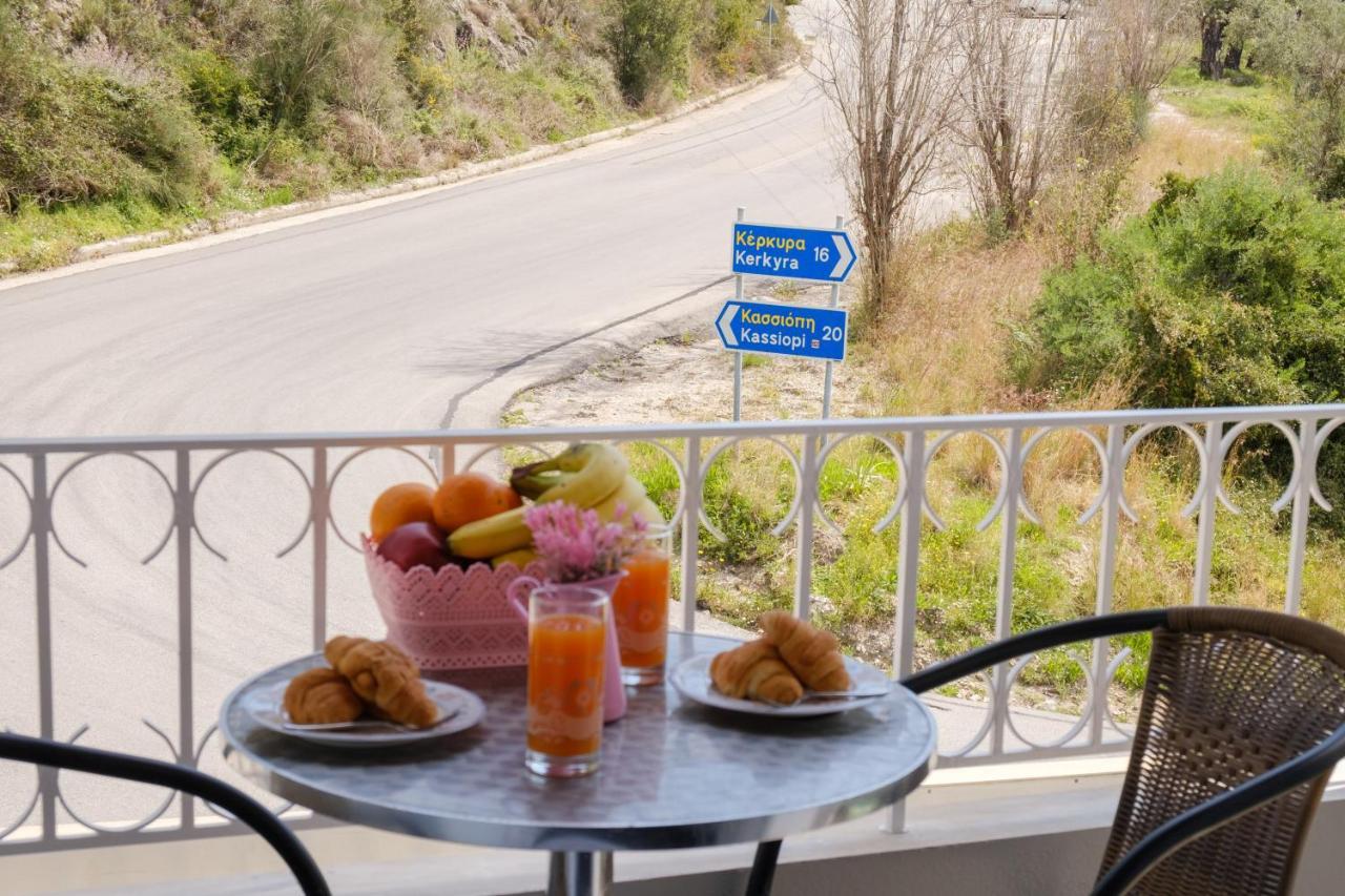 Pyrgi House, Ipsos Corfu Lejlighed Eksteriør billede